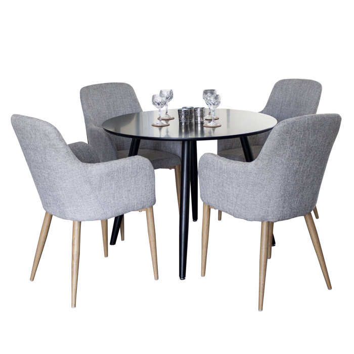 17 Stories Essgruppe Neillsville mit 4 Stühlen | Wayfair.de